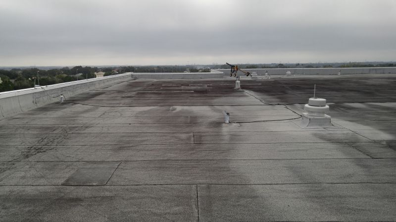 Commercial Roof Service